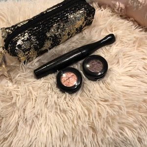 New, MAC set, pouch, 2 shadows and mascara